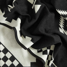 Load image into Gallery viewer, Pendleton Heritage Blanket