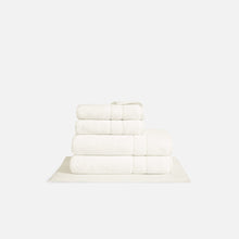 Load image into Gallery viewer, Super Plush Bath Sheet Set
