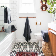 Load image into Gallery viewer, Super Plush Bath Sheet and Hand Towel Set
